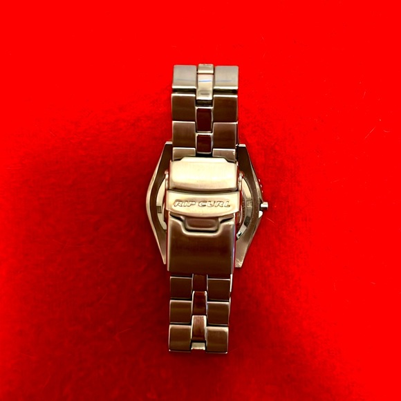 Rip curl “women” watch - Picture 3 of 5